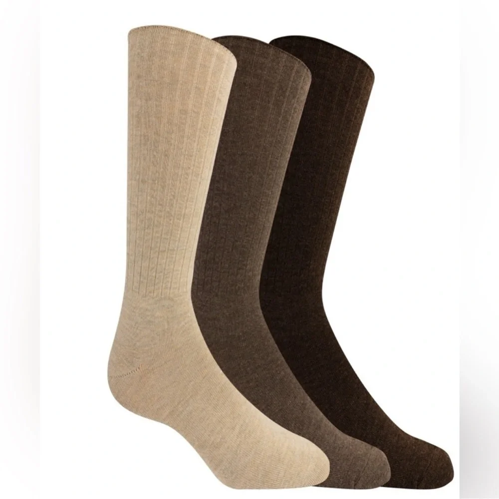 Chaps Classic Dress Ribbed Crew Socks 3-Pair Pack & Chaps Classic Dress Diamond